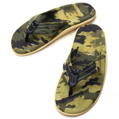 画像1: ＜40%OFF＞ISLAND SLIPPER（アイランドスリッパ）PT203（レザートングサンダル）/ Olive Camouflage Suede（オリーブカモフラージュスエード）