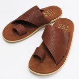 ISLAND SLIPPER（アイランドスリッパ）PTS704BH ブルハイドレザーサンダル/Peanut×Tobacco（ピーナッツ×タバコ）