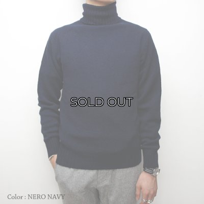 画像8: INVERALLAN（インバーアラン）Roll Neck Saddle Shoulder Sweater（ロールネックサドルショルダーセーター）"Geelong Lambswool" / Dark Natural（ダークナチュラル）