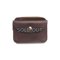 ARTS&CRAFTS（アーツアンドクラフツ）TWIN PURSE（ツインパース）ELBAMATT ACC/Choco（チョコ）