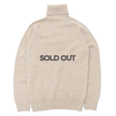 画像2: INVERALLAN（インバーアラン）Roll Neck Saddle Shoulder Sweater（ロールネックサドルショルダーセーター）"Geelong Lambswool" / Dark Natural（ダークナチュラル）