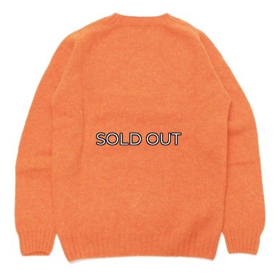 画像2: INVERALLAN（インバーアラン）Crew Neck Saddle Shoulder Sweater（クルーネックサドルショルダーセーター）Supersoft Shetland/Jaffa（オレンジ）