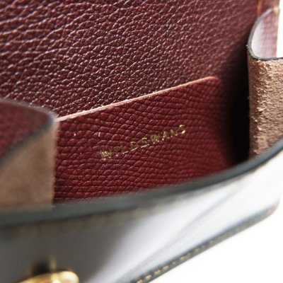 画像8: WILD SWANS(ワイルドスワンズ)Tongue(タング)マルチコインケース/ブラック"シェルコードバン"×バーガンディ"型押しイングリッシュブライドル"