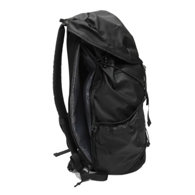 画像9: ELLIKER（エリカー）Wharfe（ワーフェ）"Flapover Backpack" / Black（ブラック）