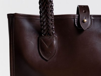 画像4: BEORMA(ベオーマ)The Bodleian(ボドリアン)"Bridle Leathe Tote Bag" / Black(ブラック)