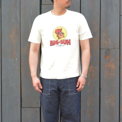画像7: BARNS OUTFITTERS (バーンズアウトフィッターズ) "STANDARD" TSURI-AMI Crew Print T-Shirt (吊り編みクループリントTシャツ)"BIG-SUN" / White（ホワイト）