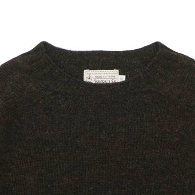 画像3: INVERALLAN（インバーアラン）Crew Neck Saddle Shoulder Sweater（クルーネックサドルショルダーセーター）"Supersoft Shetland" / Carbo（カーボ：ブラウン系）