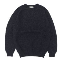 INVERALLAN（インバーアラン）Crew Neck Saddle Shoulder Sweater（クルーネックサドルショルダーセーター）”Supersoft Shetland” / Charcoal（チャコールグレー）