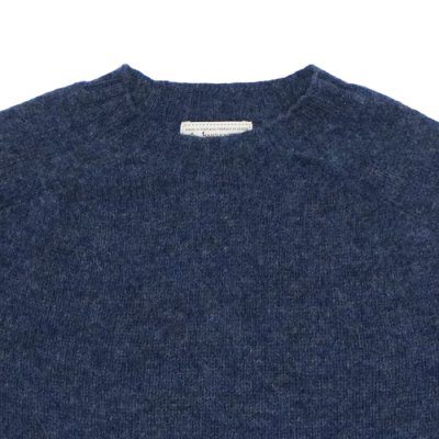 画像3: INVERALLAN（インバーアラン）Crew Neck Saddle Shoulder Sweater（クルーネックサドルショルダーセーター）”Supersoft Shetland" / Denim（デニム）