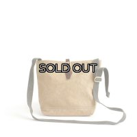 ARTS&CRAFTS（アーツアンドクラフツ）BUCKET SHOULDER（バケットショルダー）"#9 CANVAS" / Tan（タン）