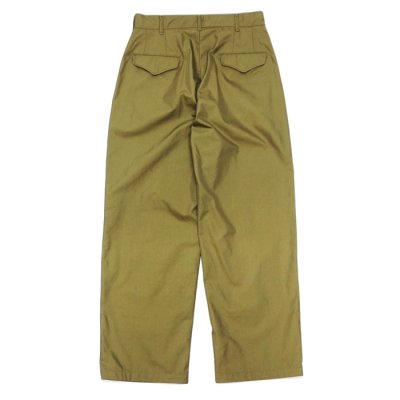 画像2: ENGINEERED GARMENTS（エンジニアードガーメンツ）Officer Pant（オフィサーパンツ）"Lightweight Nyco Cloth" / Kahki（カーキ）
