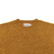 画像3: INVERALLAN（インバーアラン）Crew Neck Saddle Shoulder Sweater（クルーネックサドルショルダーセーター）Supersoft Shetland/Cumin（クミン） (3)