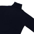 画像4: INVERALLAN（インバーアラン）Roll Neck Saddle Shoulder Sweater（ロールネックサドルショルダーセーター）Geelong Lambswool/Nero Navy（ブラックネイビー） (4)