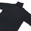 画像4: INVERALLAN（インバーアラン）Roll Neck Saddle Shoulder Sweater（ロールネックサドルショルダーセーター）Geelong Lambswool/Charcoal（チャコールグレー） (4)