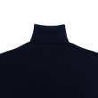 画像3: INVERALLAN（インバーアラン）Roll Neck Saddle Shoulder Sweater（ロールネックサドルショルダーセーター）Geelong Lambswool/Nero Navy（ブラックネイビー） (3)