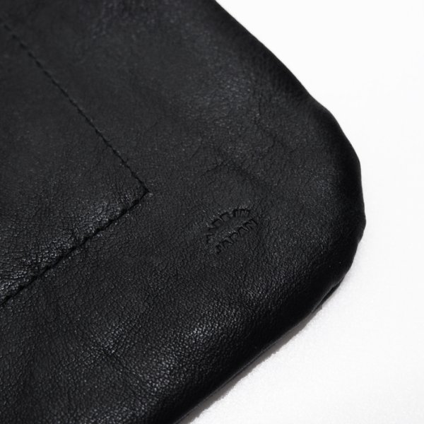 画像6: ARTS&CRAFTS(アーツアンドクラフツ)FLAT SHOULDER"L"(フラットショルダーL)VEGETABLE HORSE LEATHER/Black(ブラック) (6)