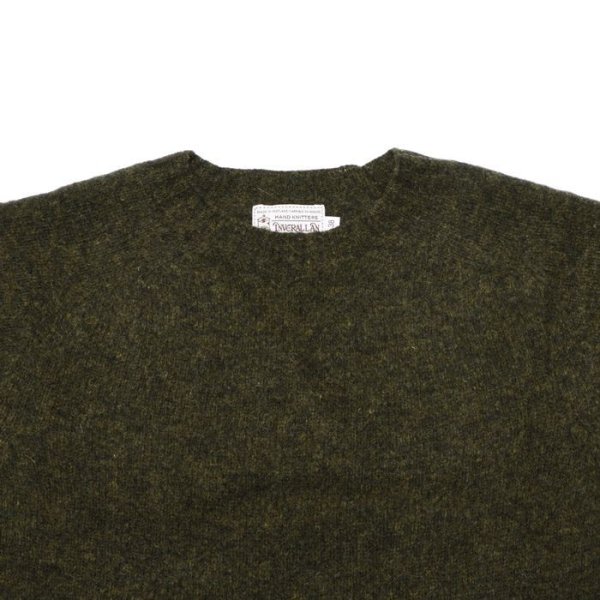 画像3: INVERALLAN（インバーアラン）Crew Neck Saddle Shoulder Sweater（クルーネックサドルショルダーセーター）”Supersoft Shetland” / Pine Shadow（パインシャドー） (3)