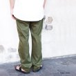 画像10: F.O.B FACTORY（エフオービーファクトリー）EASY PANTS（イージーパンツ）CL SOLOTEX/Olive（オリーブ）【裾上げ無料】 (10)