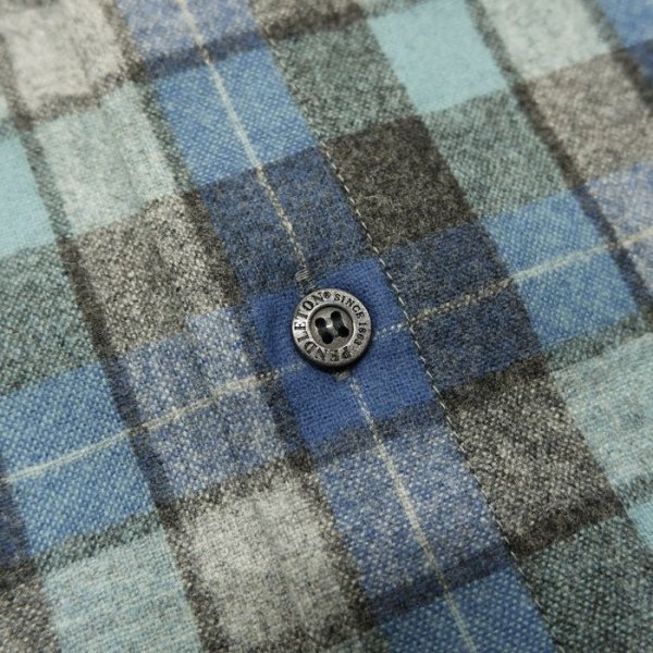 画像7: PENDLETON(ペンドルトン)THE ORIGINAL BOARD SHIRT(ザ・オリジナル・ボードシャツ)-Japan Fit-/Beach Boy Plaid Blue(ビーチボーイチェック・ブルー) (7)