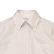 画像3: INDIVIDUALIZED SHIRTS（インディビジュアライズドシャツ）Standard Fit B.D. Shirt（スタンダードフィットボタンダウンシャツ）"HERITAGE CHAMBRAY"/Beige（ベージュ）※14Hサイズのみ (3)
