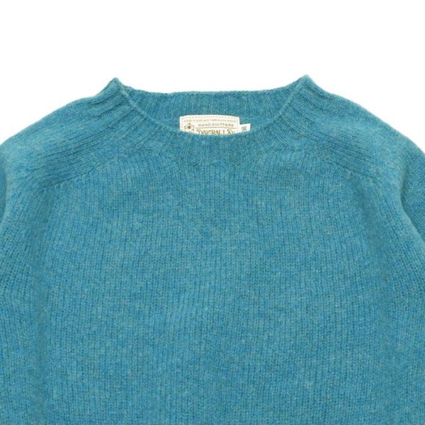 画像3: INVERALLAN（インバーアラン）Crew Neck Saddle Shoulder Sweater（クルーネックサドルショルダーセーター）"Supersoft Shetland" / Pennan Bay（ブルー） (3)