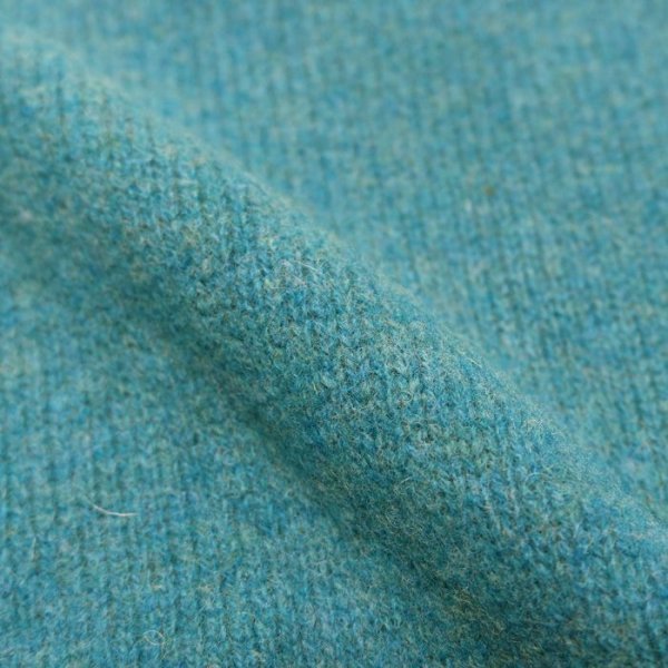 画像7: INVERALLAN（インバーアラン）Crew Neck Saddle Shoulder Sweater（クルーネックサドルショルダーセーター）"Supersoft Shetland" / Pennan Bay（ブルー） (7)