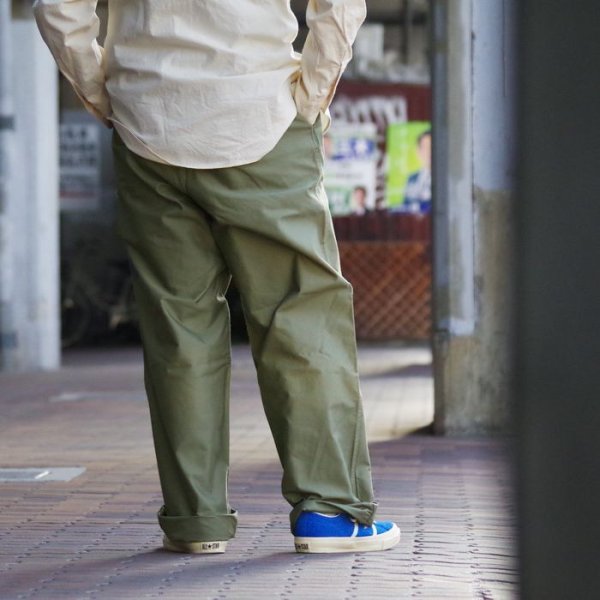 画像11: Nigel Cabourn(ナイジェル・ケーボン)NEW BASIC CHINO PANT(ニューベーシックチノパンツ)"LIGHT MOLESKIN" / Green(グリーン) (11)
