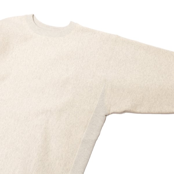 画像4: Champion（チャンピオン）REVERSE WEAVE 2ND PATENT CREW NECK SWEATSHIRT（リバースウィーブ2NDパテントクルーネックスウェットシャツ）"TRUE TO ARCHIVES" / Silver Gray（シルバーグレー） (4)