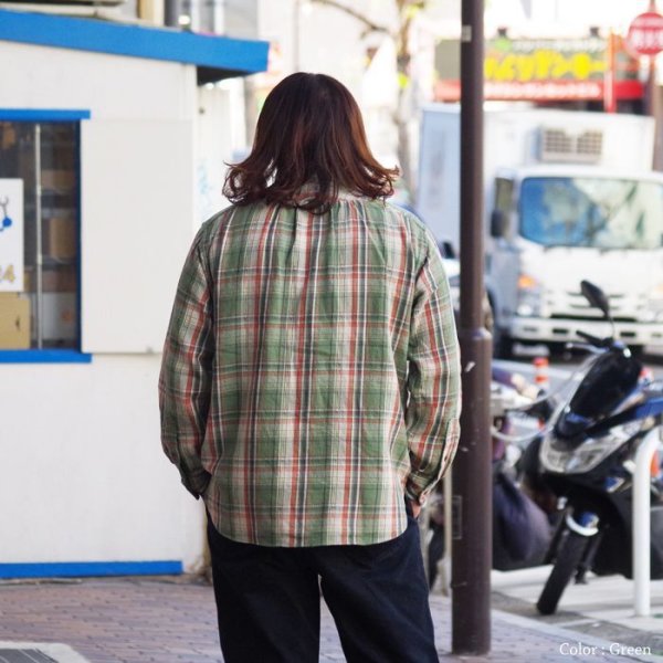 画像13: Nigel Cabourn（ナイジェル・ケーボン）BRITISH OFFICER'S SHIRT TYPE2（ブリティッシュオフィサーズシャツタイプ2）”FLANNEL CHECK" / Red（レッド）・Green（グリーン） (13)