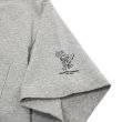 画像15: ENGINEERED GARMENTS（エンジニアードガーメンツ）Printed Cross Crew Neck T-Shirt（プリンテッドクロスクルーネックTシャツ）"LIC" / White（ホワイト）・Navy（ネイビー）・Grey（グレー） (15)