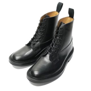 Tricker's（トリッカーズ）キャップトゥブローグブーツ（ダイナイト