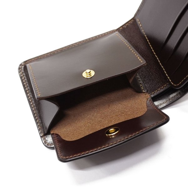 画像6: WILD SWANS(ワイルドスワンズ)GROUNDER(グラウンダー)2つ折りウォレット/#8(ダークバーガンディー)"シェルコードバン"×Choco(チョコ)"サドルプルアップ" (6)