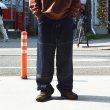 画像8: GRAMICCI（グラミチ）MEADOWS DOUBLE KNEE PANT（メドウズダブルニーパンツ）”Japanese KAIHARA CORDURA 12.25oz Raw Denim” / Raw Rinse （ローレンス）【裾上げ無料】 (8)
