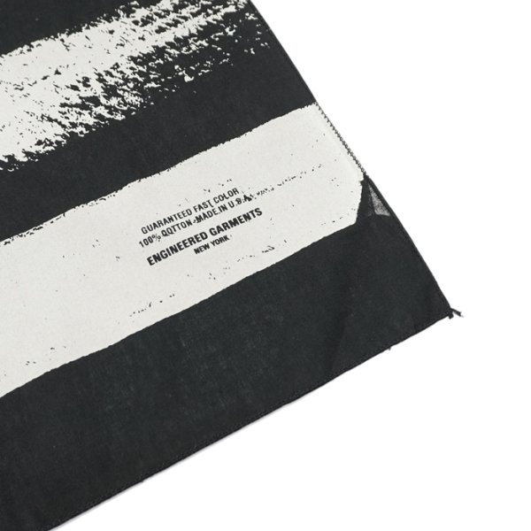 画像7: 【PointUp10%11/10迄】ENGINEERED GARMENTS(エンジニアードガーメンツ)Printed Bandana(プリンテッドバンダナ)/ Khaki(カーキ)Black(ブラック)Navy(ネイビー) (7)
