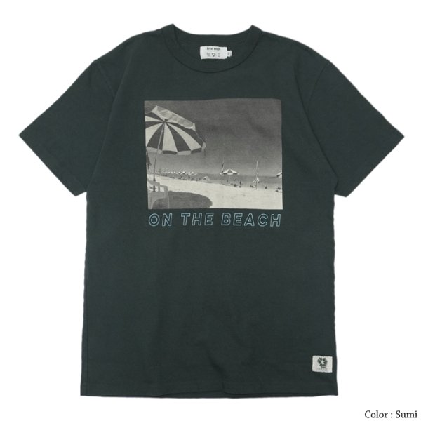 画像2: free rage(フリーレイジ)リサイクルコットンプリントTee"ON THE BEACH" / White(ホワイト)・Sumi(スミクロ) (2)