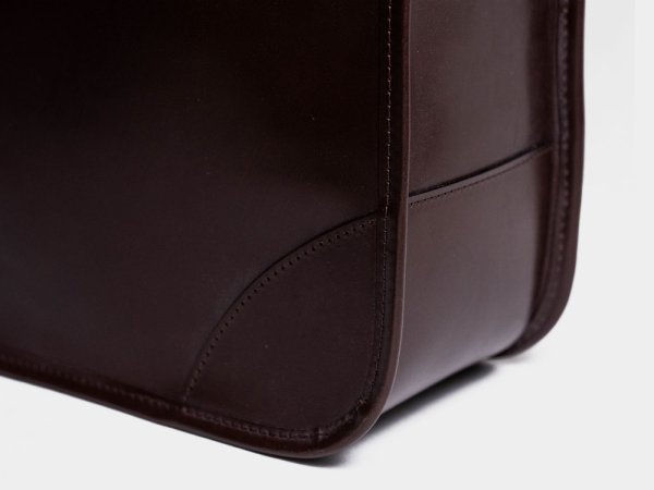 画像11: BEORMA（ベオーマ）The Bodleian（ボドリアン）"Bridle Leather Tote Bag" / Dark Brown（ダークブラウン） (11)