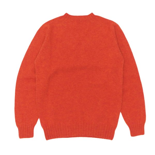 画像2: INVERALLAN（インバーアラン）Crew Neck Saddle Shoulder Sweater（クルーネックサドルショルダーセーター）"Supersoft Shetland" / FLAME（フレーム：オレンジ系） (2)