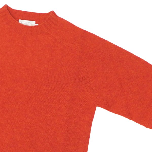 画像4: INVERALLAN（インバーアラン）Crew Neck Saddle Shoulder Sweater（クルーネックサドルショルダーセーター）"Supersoft Shetland" / FLAME（フレーム：オレンジ系） (4)