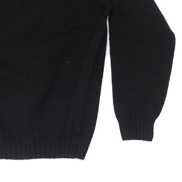 画像5: INVERALLAN（インバーアラン）Crew Neck Saddle Shoulder Sweater（クルーネックサドルショルダーセーター）”Supersoft Shetland" / Black（ブラック） (5)