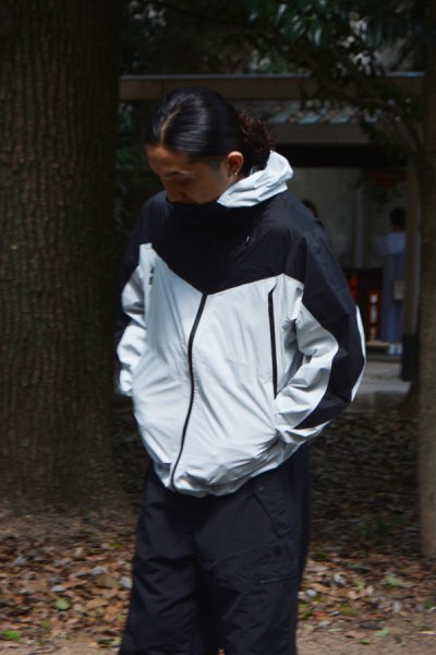 画像9: Marmot（マーモット）PARTEX Shield Pro Tetla Parka（パーテックスシールドプロテトラパーカ）/ Silver×Black（シルバー×ブラック） (9)