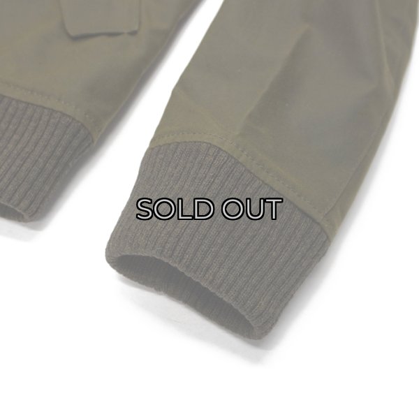 画像6: Barbour×BARACUTA（バブァー×バラクータ）Proton Wax Jacket（ポートンワックスジャケット）"Wax Cotton" / Olive（オリーブ） (6)