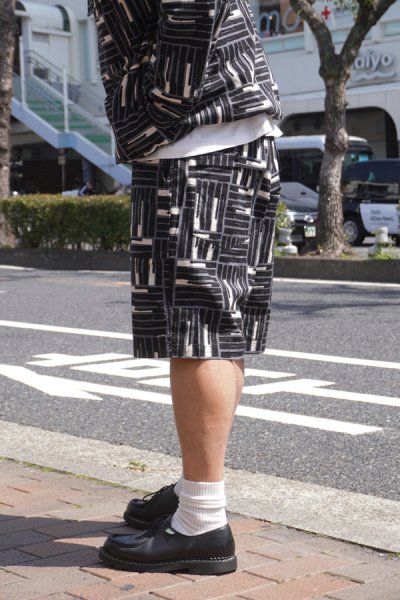 画像6: ENGINEERED GARMENTS（エンジニアードガーメンツ）Fatigue Short（ファティーグショーツ）"CL Tile Print Camvas" / Black（ブラック） (6)