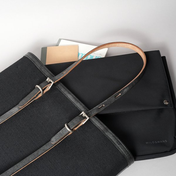 画像8: WILD SWANS（ワイルドスワンズ）UP-RIGHT（アップライト）トートバッグ"綿麻ヘビーツイル×フルグレインブライドルレザー"/Black（ブラック） (8)