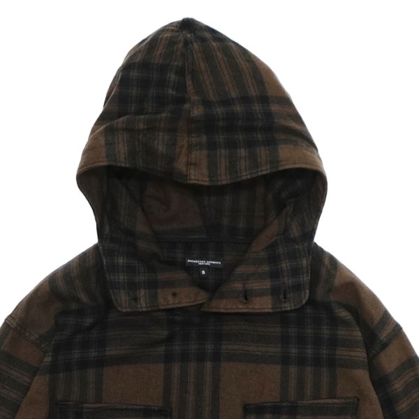 画像4: ENGINEERED GARMENTS（エンジニアードガーメンツ）Cagoule Shirt （カグールシャツ）"Cotton Flannel Plaid" / Brown×Black（ブラウン×ブラック） (4)