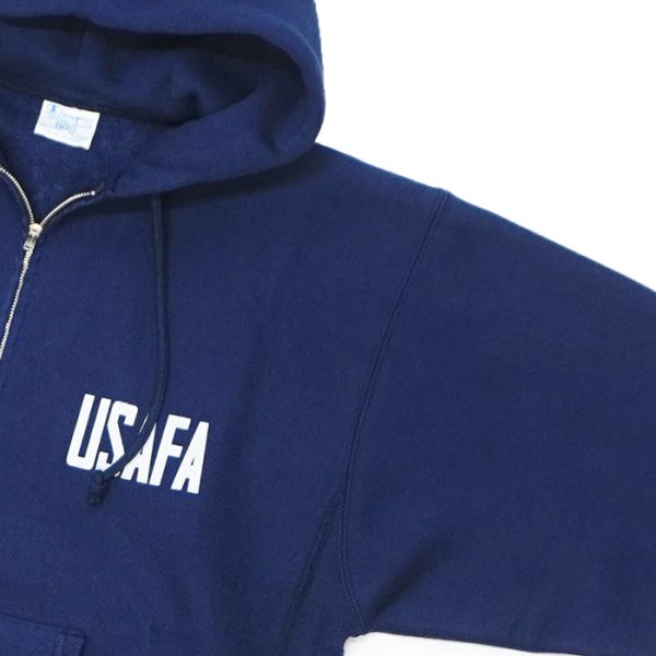 画像4: Champion（チャンピオン）REVERSE WEAVE HALF ZIP SWEAT SHIRT（リバースウィーブアフターフーデッドスウェットシャツ）"TRUE TO ARCHIVES" / Navy（ネイビー） (4)
