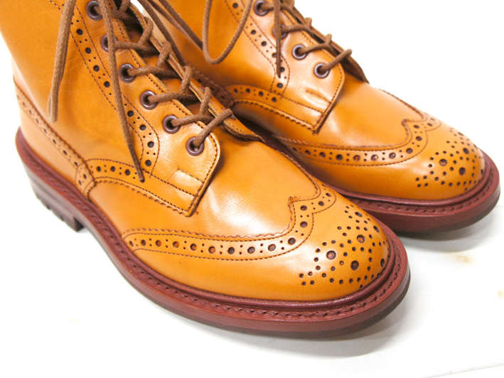 Tricker's(トリッカーズ)カントリー ブローグブーツ(コマンドソール