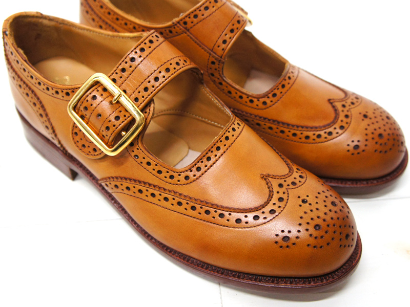 Tricker's（トリッカーズ）Mary Jane Brogue Shoes（メリージェーン ブローグシューズ）レザーソール/1001  Burnished（1001バーニッシュド） タイガース・ブラザース本店オンラインショップ