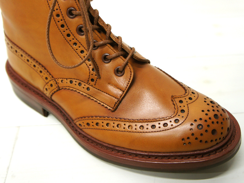 Tricker's（トリッカーズ）カントリー ブローグブーツ（ダイナイト