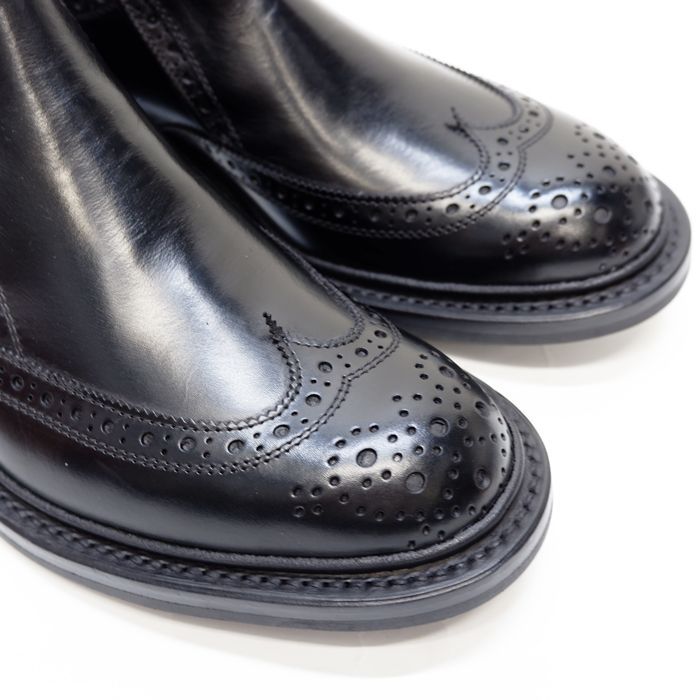 Tricker's（トリッカーズ）スリッポンタイプ ブローグシューズ（リッジ 