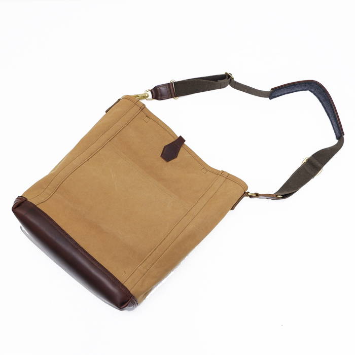 ARTS&CRAFTS（アーツアンドクラフツ）ONE STRAP CARRYALL（ワン ...